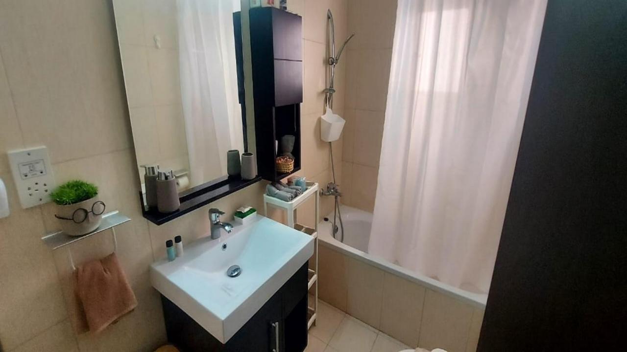 Paramount Gardens Resorts C202 ลาร์นาคา ภายนอก รูปภาพ